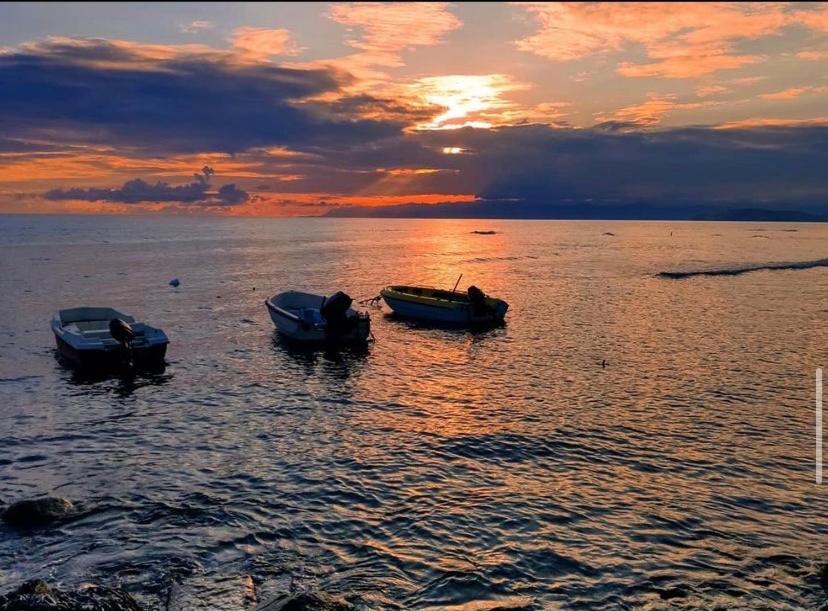 Sant'Andrea  Casa Tranquilla A Pochissimi Passi Dal Mareヴィラ エクステリア 写真